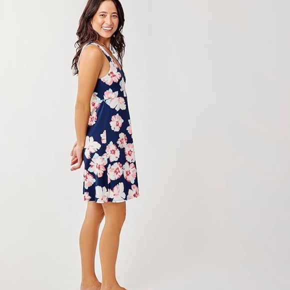 Carve Designs Lyla Dress size small - perfect for warm weather and travel - Picture 2 of 13